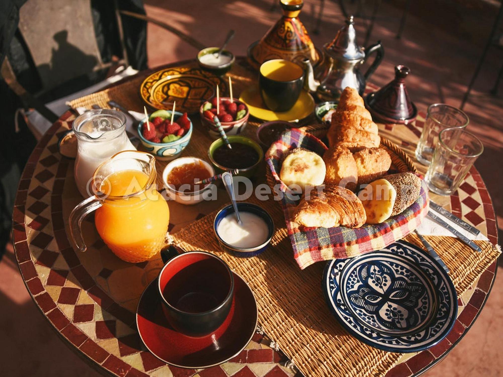 ホテル Acacia Desert Camp メルズーガ エクステリア 写真