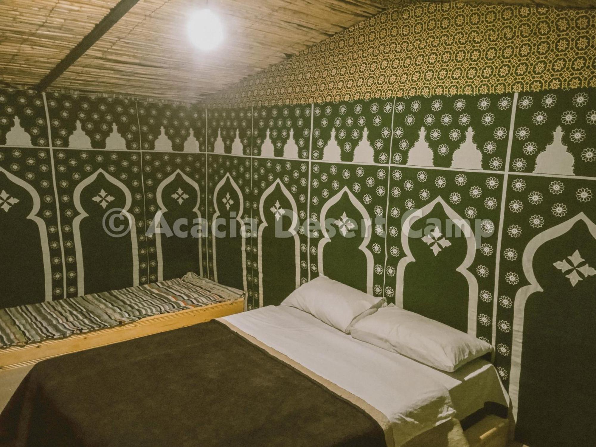 ホテル Acacia Desert Camp メルズーガ エクステリア 写真