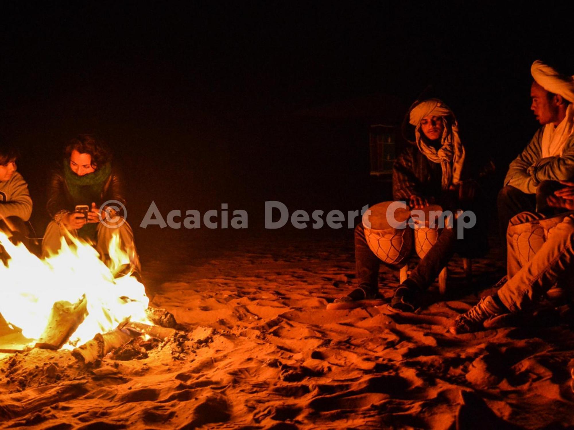ホテル Acacia Desert Camp メルズーガ エクステリア 写真