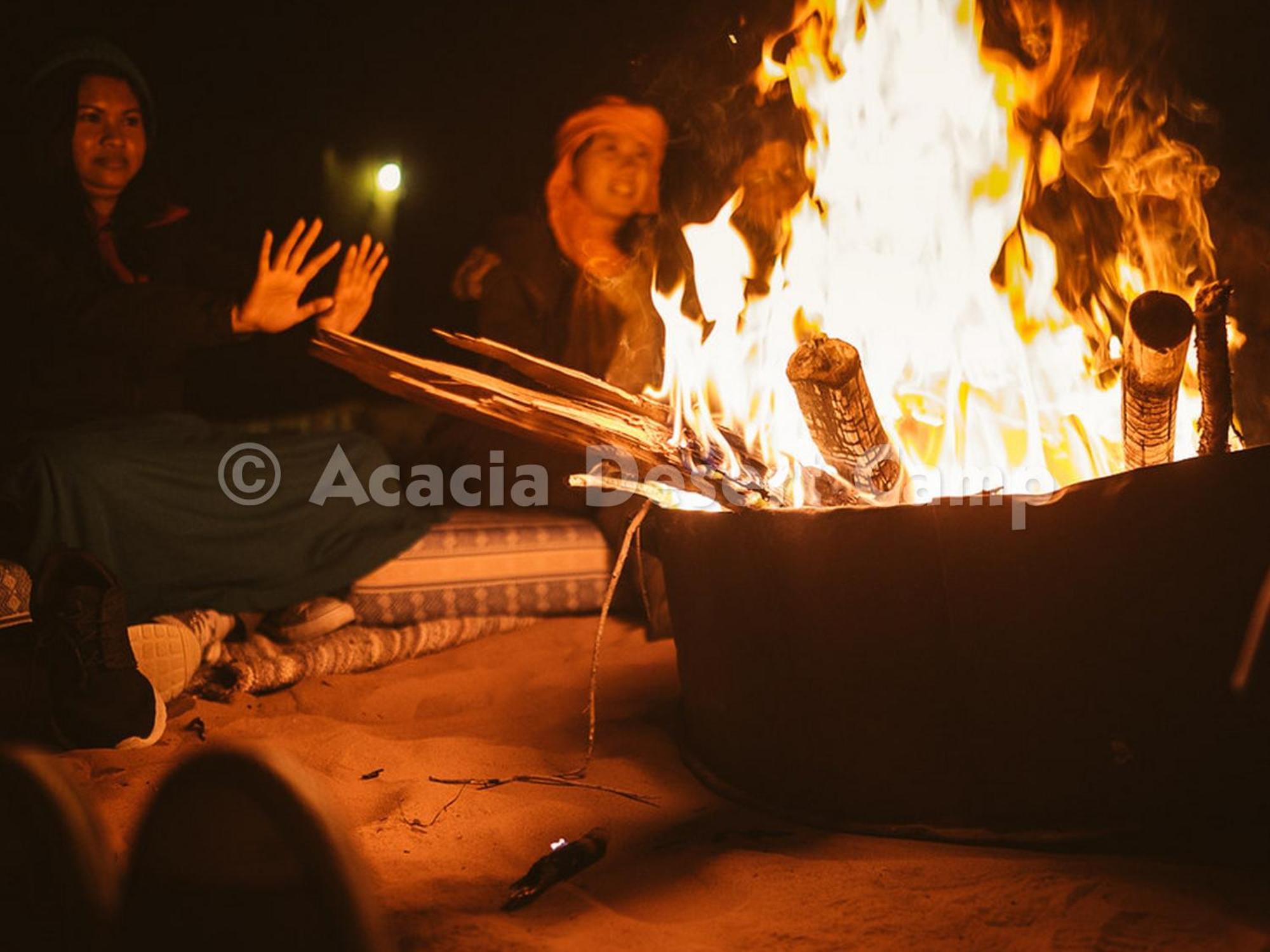 ホテル Acacia Desert Camp メルズーガ エクステリア 写真